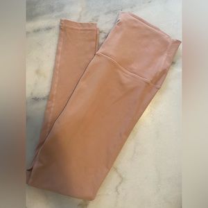 B free leggings